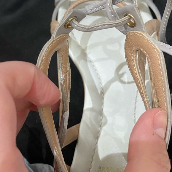 Hugo Boss grey/light peach sandals US 7 - Picture 12 of 14